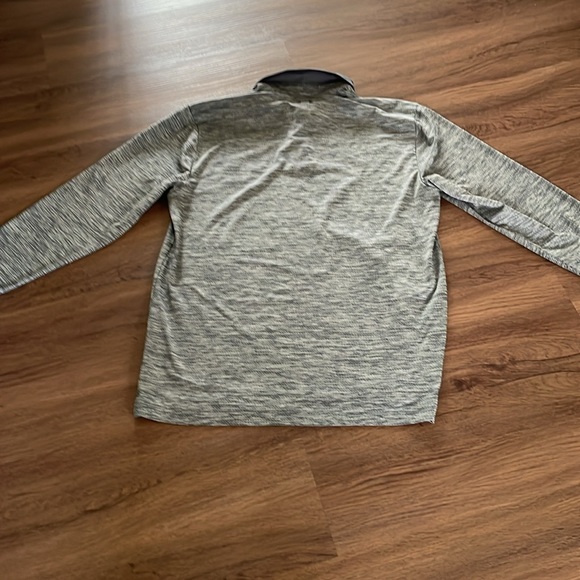 The Performance Polo Men Size Medium - Picture 2 of 2